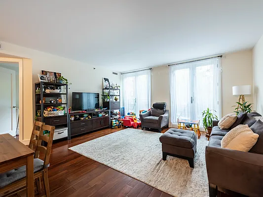 Rented by Daniel Gale Sotheby's International Realty | media 7