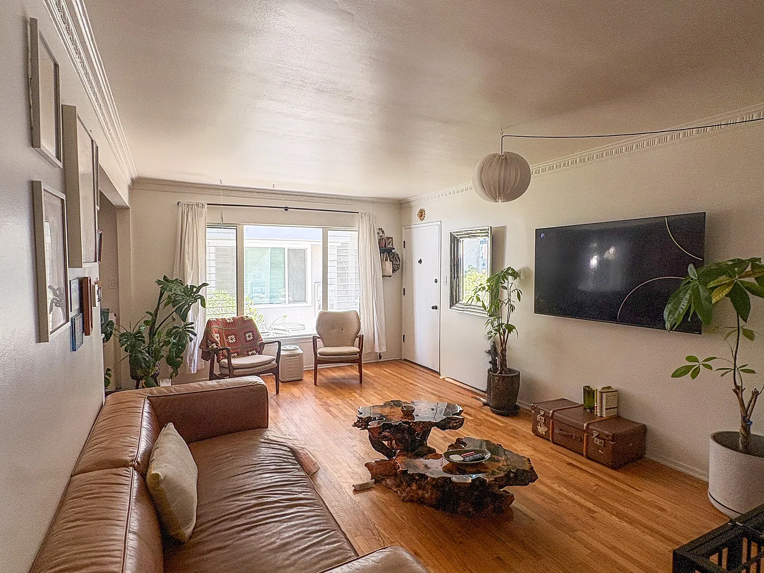 2 bed, 900 sqft, $2,750 — Photo 3
