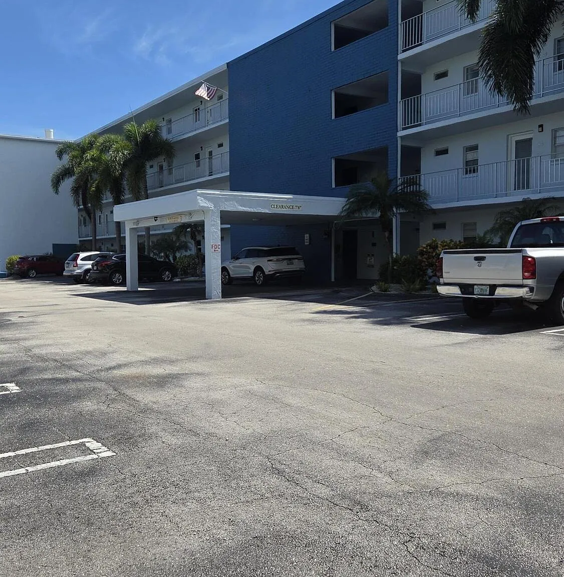 Village Royale Greenhill Bldg 10 — Photo 1