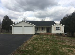 1992 Red Hill Rd, Nortonville, KY 42442