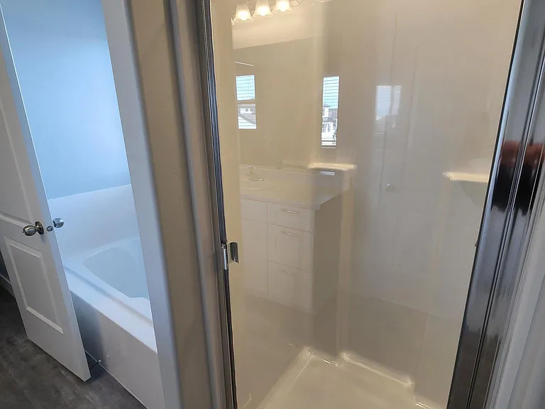 439 E Hill View Dr — Photo 26
