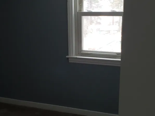 237 Sandy Beach Rd, Ellington, CT 06029