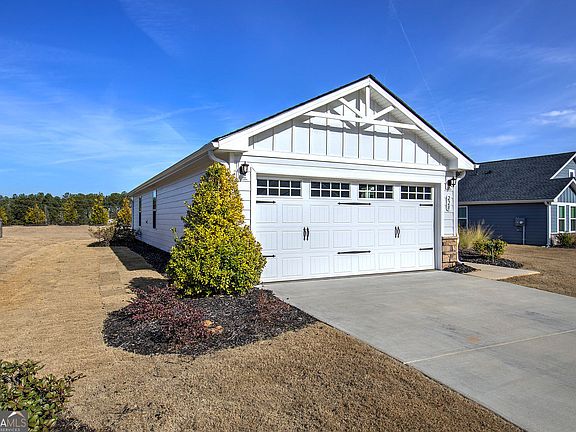 4th image of 228 Serenity Rd