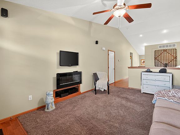 5th image of 5833 NW 50th St