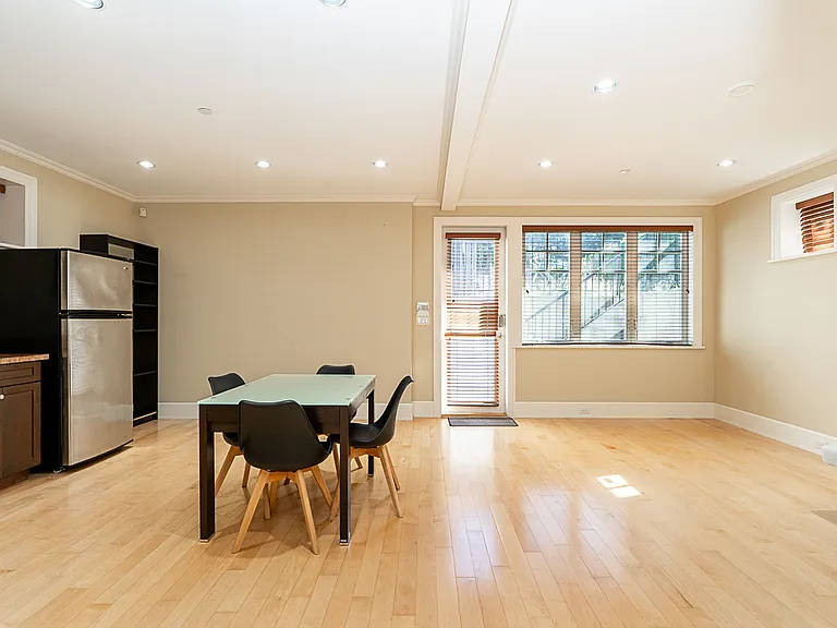 2492 W 45th Ave #B — Photo 5