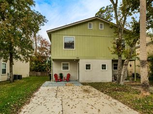 142 Poinsettia St, Atlantic Beach, FL 32233