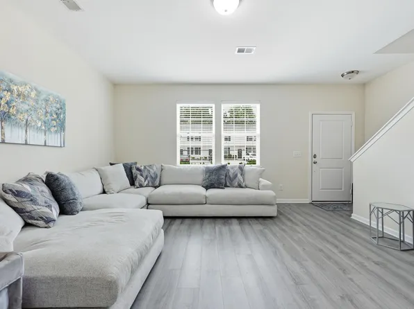 1071 Lexi Ct, Ladson, SC 29456