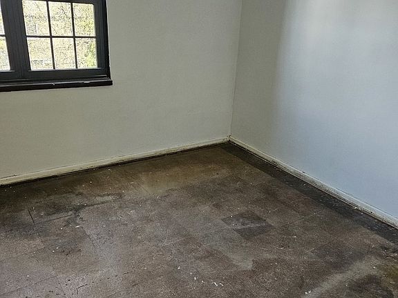 4th image of 7855B S South Shore Dr #3E
