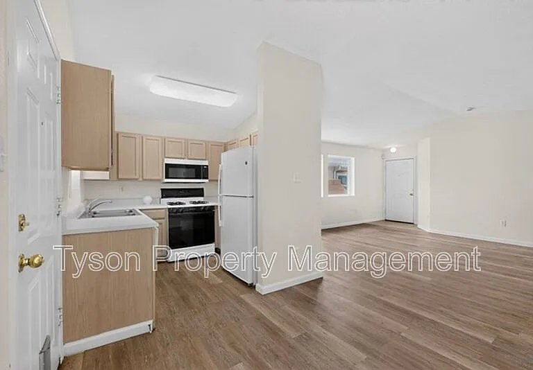 328 Escena St SE — Photo 7