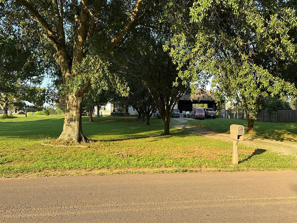 2nd image of 26854 Johnson Ln