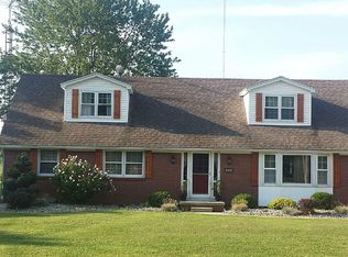 8056 Cedar Point Rd, Oregon, OH 43616