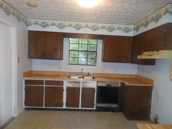 3rd image of 4581 Osage Ct