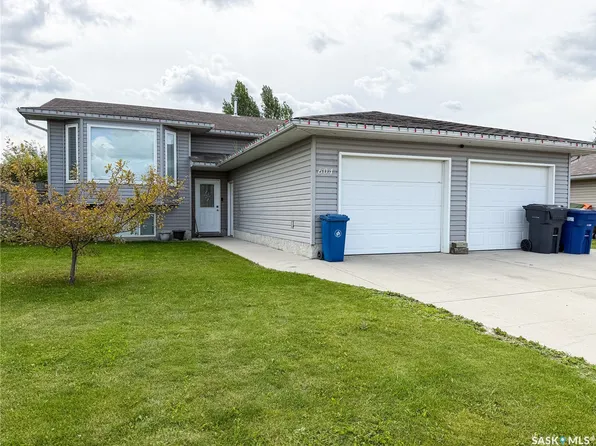 604 7th Avenue W, Meadow Lake, SK S9X 1B1