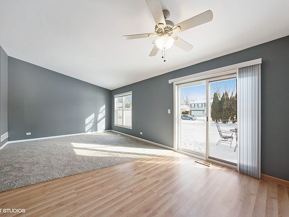 2nd image of 5S737 Meadow Lake Dr
