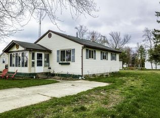 7462 Maplewood Rd, Lexington, MI 48450