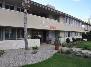4837 Hayvenhurst Ave APT 13, Encino, CA 91436