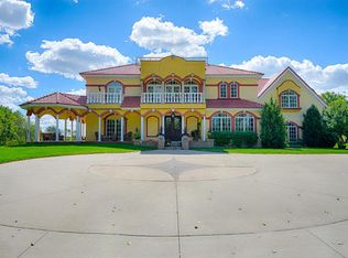 W3489 S Lakeshore Dr, Lake Geneva, WI 53147