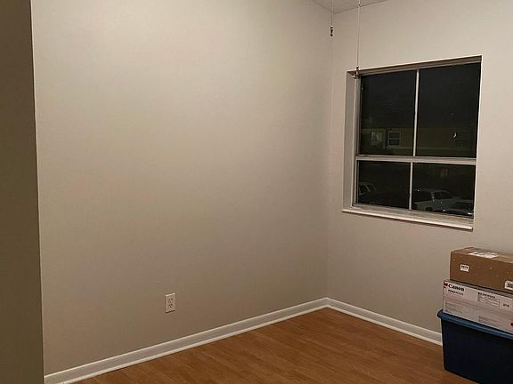5th image of 4522 La Capri Ct