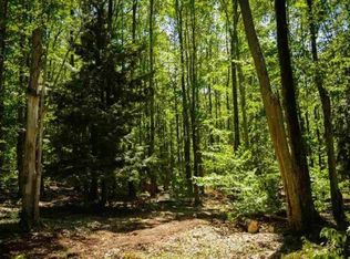 2465 Hemlock Ln, Petoskey, MI 49770