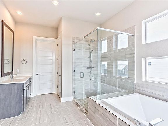 5th image of 7420 Cordoba Dr
