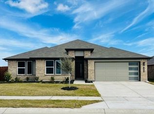 1620 Central Park Dr, Alvarado, TX 76009