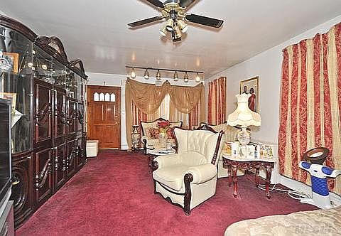 5th image of 3128 96th St