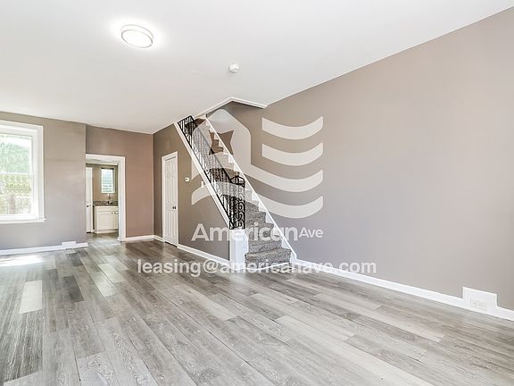 1418781_004_living_room_4.jpg