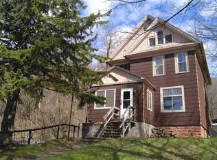 20378 Royce Rd, Hancock, MI 49930