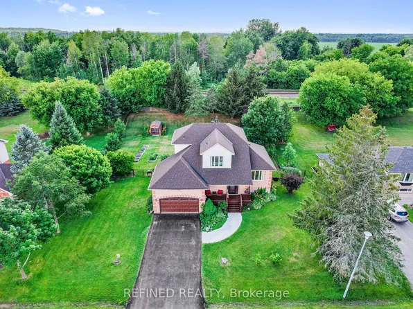 39 Marshall Cres, Essa, ON L3W 0A3