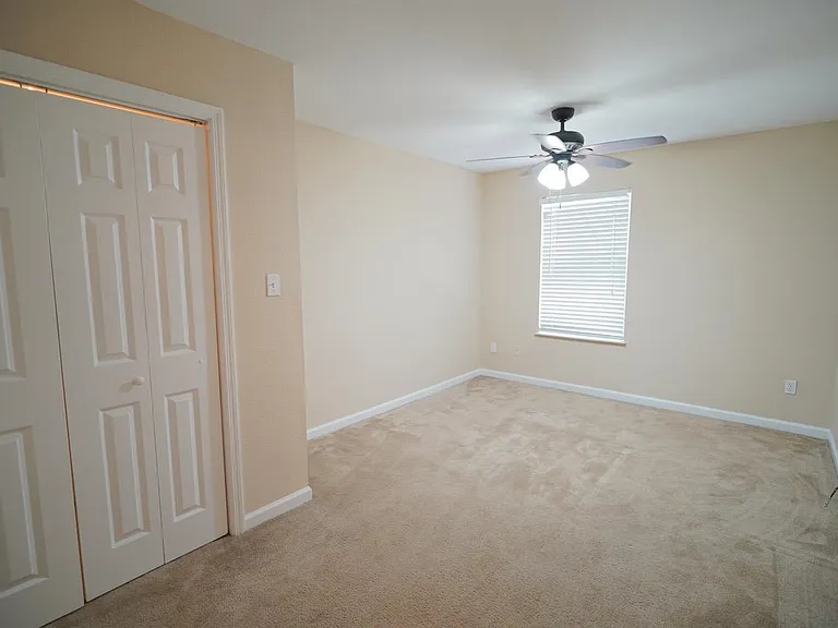 847 W Georgia St #2 — Photo 8