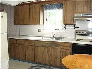2nd image of 24 Wood Ter