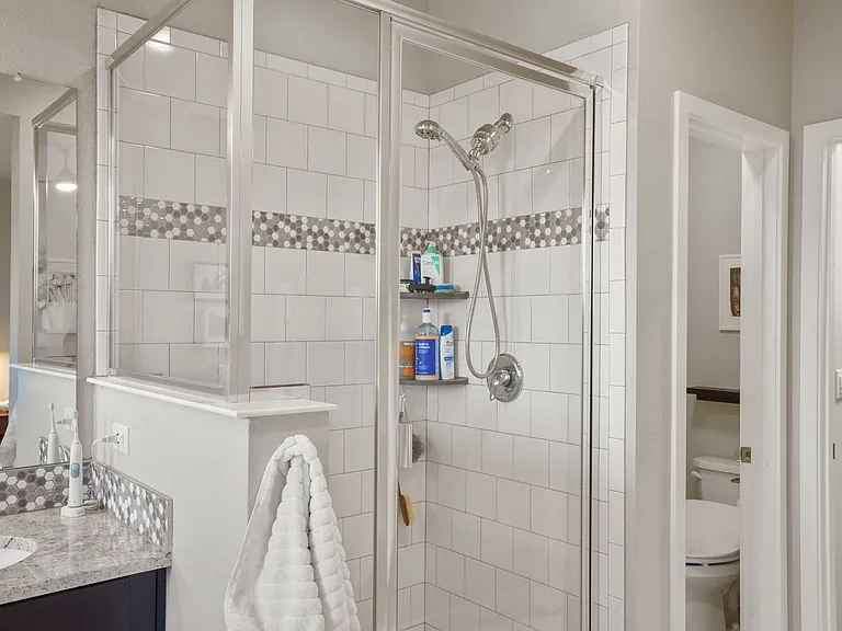 6761 Warren Dr — Photo 9