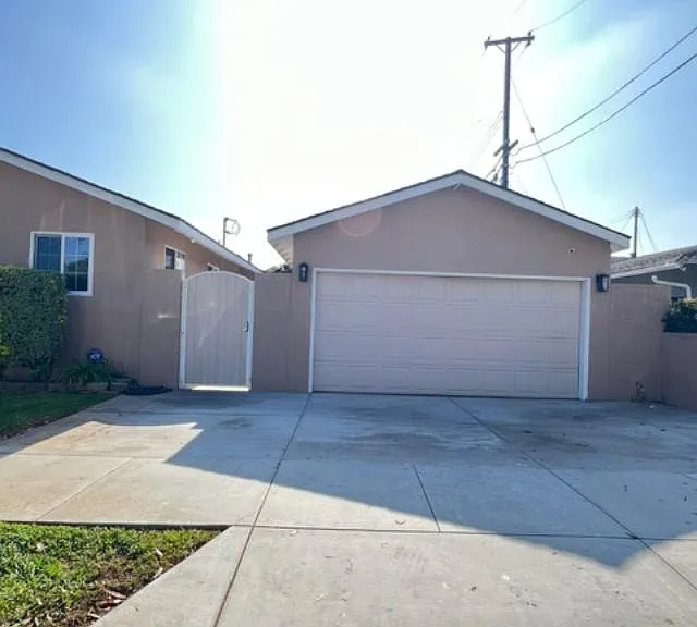 1142 Felder St — Photo 8