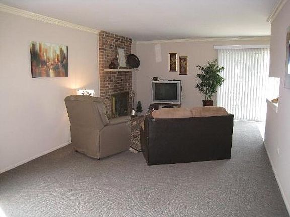 5th image of 6641 Foxtree Ave