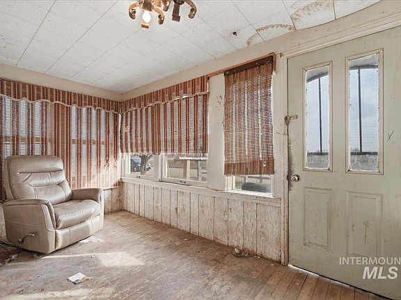 4th image of 17651 Boehner Rd