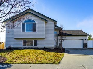 2900 N Alfalfa Loop, Post Falls, ID 83854