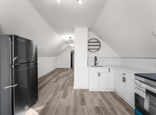 1067 Drouillard Rd #3, Windsor, ON N8Y 2P9