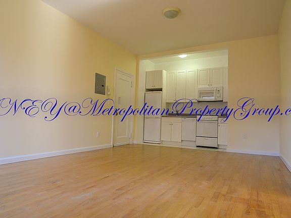 3rd image of 53 W 72nd St APT 5J