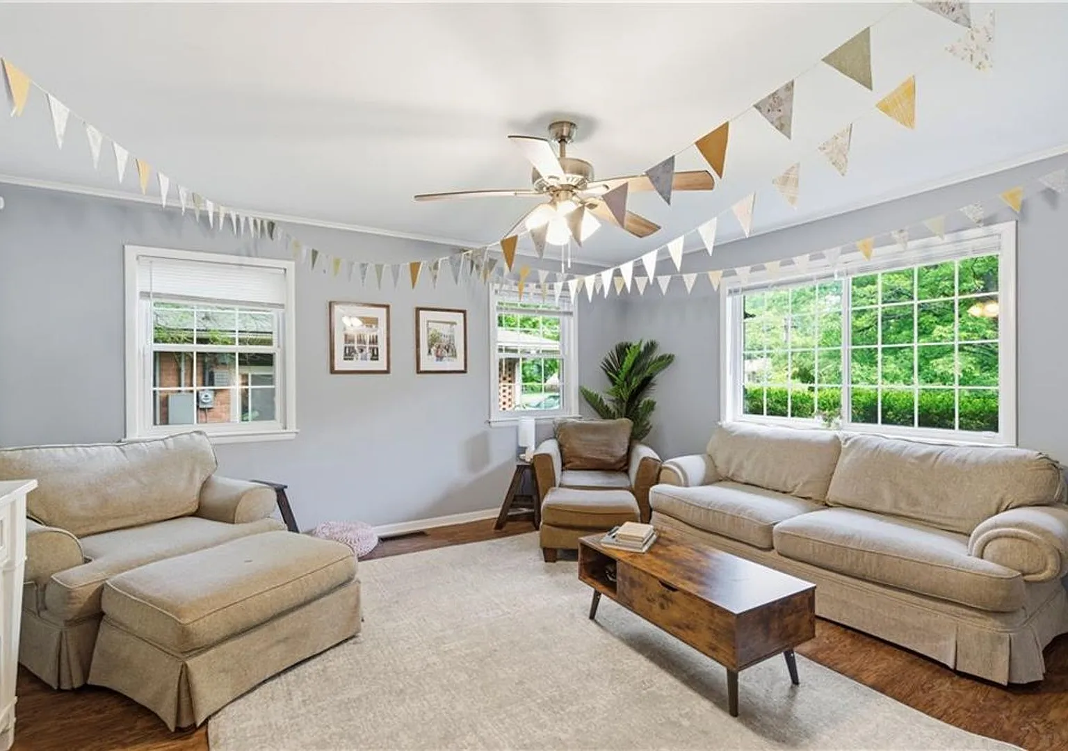 Cute 4 Bedroom 2 Bath home close to campus! — Photo 4