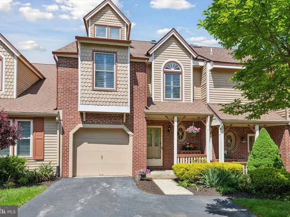 64 Main St, Chesterbrook, PA 19087