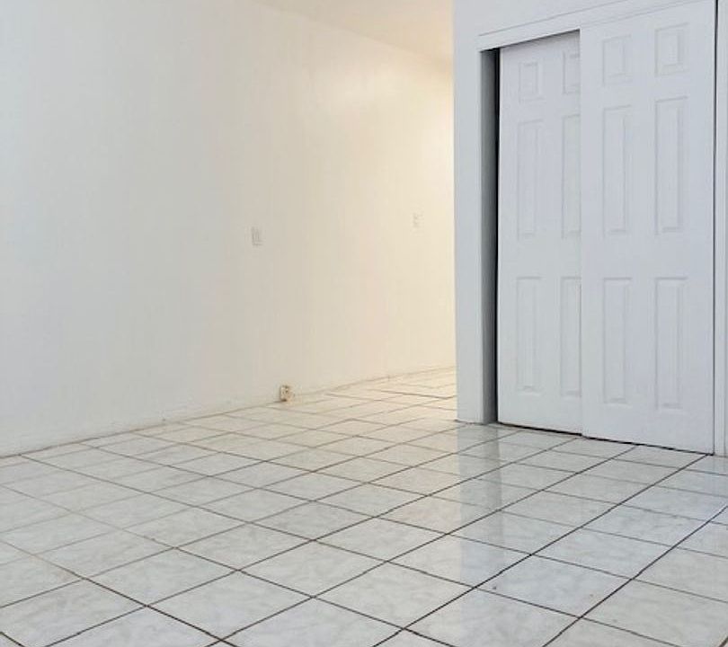 2nd image of 6341 Pembroke Rd #10931566