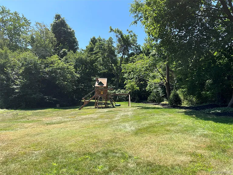 6 Beech Hill Rd — Photo 17