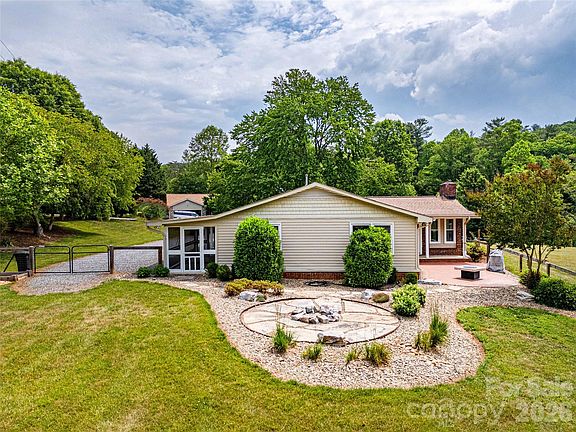 4th image of 15 Bowman Ridge Rd #1