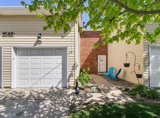 1548 Hunt Dr APT D, Normal, IL 61761