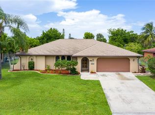 1215 SE 19th Ter, Cape Coral, FL 33990