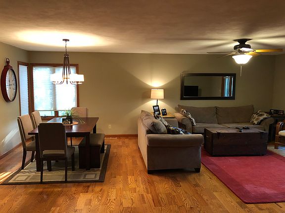 Dining/living area