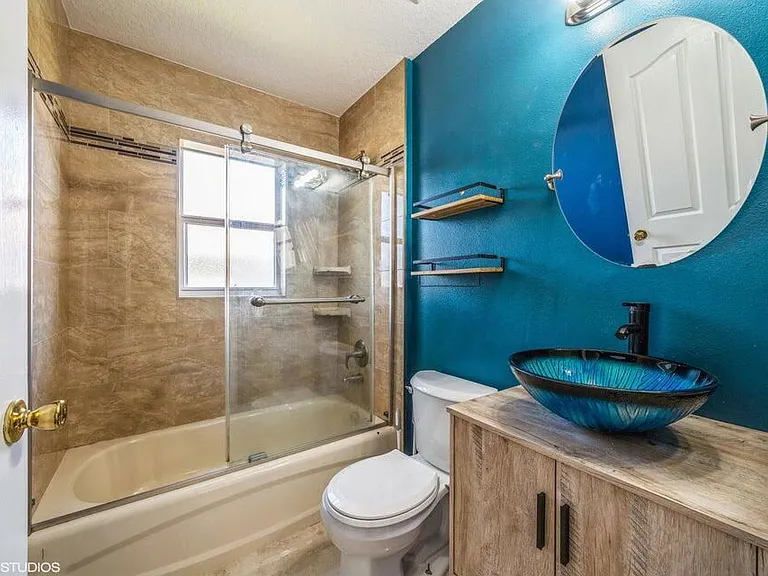 5493 NW Evanston Ave — Photo 11