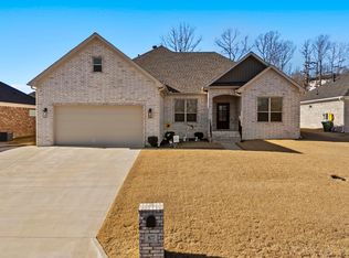 877 Millers Glen Dr, Sherwood, AR 72120