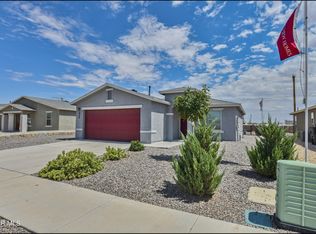 952 Orangetip Dr, Horizon City, TX 79928