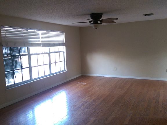 3rd image of 1206 Castleworks Ln